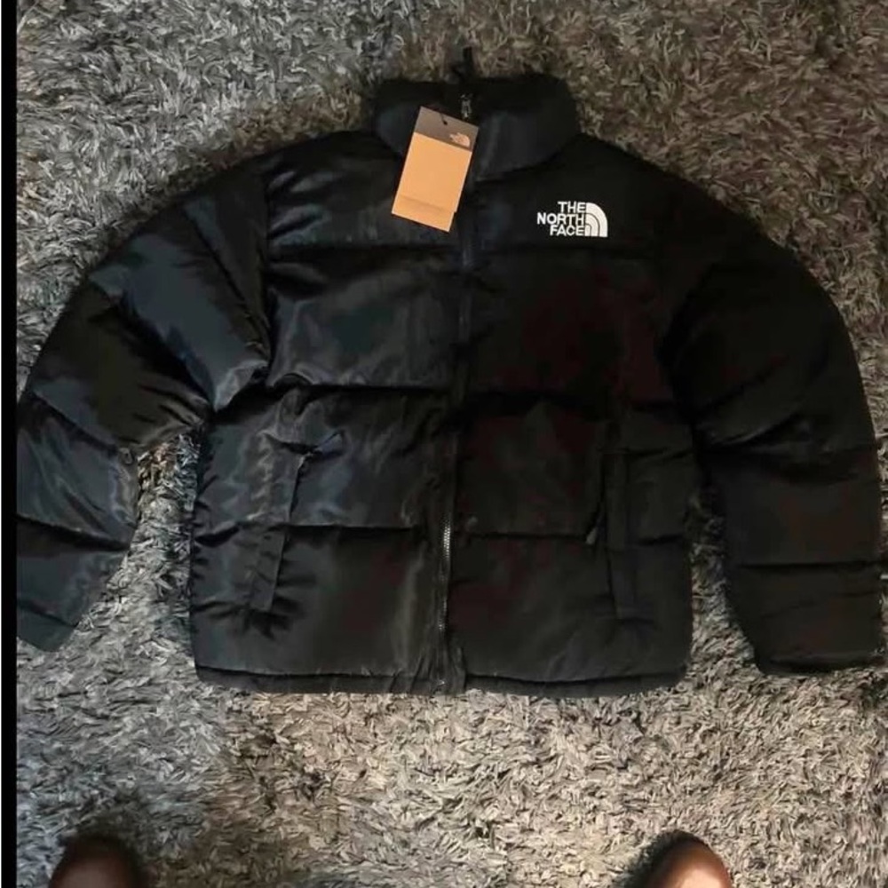 North Face Black Puffer (M)